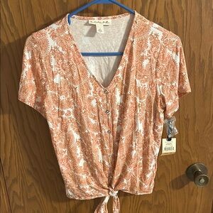 Emaline Orange and White paisley Blouse NWT women’s small